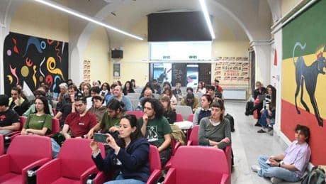 Precari dell'Università in sciopero a Genova: “Basta tagli”. Assemblea in via Balbi 4, poi il presidio | Foto