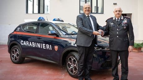 Los Carabinieri italianos están hartos del Alfa Romeo Tonale. Alfa Romeo también está harta de los Carabinieri