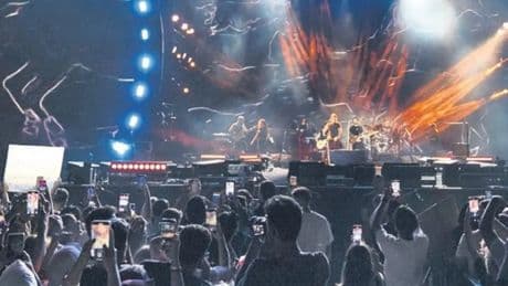 Festivalde Kıraç fırtınası