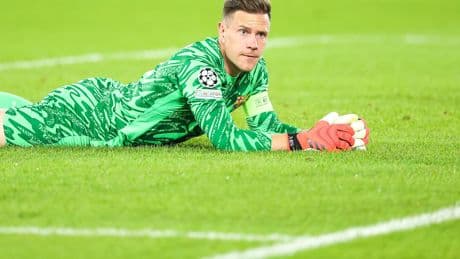Liga : le gardien du Barça Ter Stegen, opéré du dos, sera absent trois mois