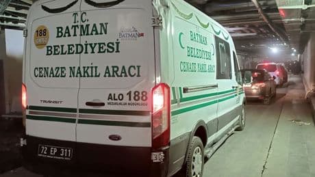 Otomobilin çarptığı çocuk hayatını kaybetti