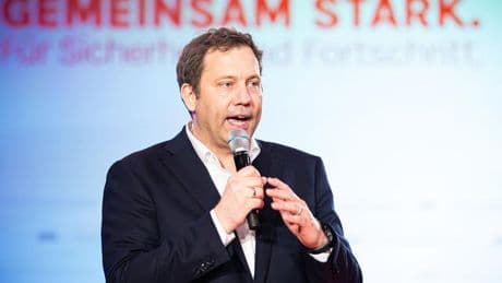 Parteien: Klingbeil an Lies: "Mach das bitte im ersten Wahlgang"