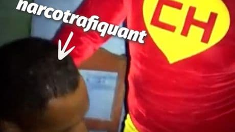 Les descentes costumées de la police péruvienne