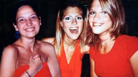 Garlasco, la pista complici: «L?assassino non era solo». L'ematoma, l'impronta e gli indizi che fanno pensare a più persone
