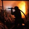 Live - Poetin noemt verzoening met Oekraïne ‘onvermijdelijk’ • Auto’s en gebouwen in Kiev in brand
