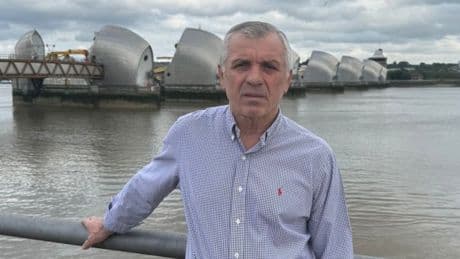 Hero pensioner jumps into the Thames to save girl, 7, from drowning