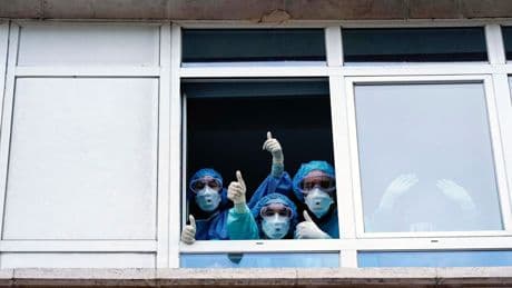 Los hospitales sobreviven al apagón gracias a los generadores de gasóleo, pero suspenden todas las cirugías