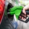 Mobilität: Spritpreise fallen auf Jahrestief