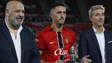 2-0: El Mallorca cierra su pretemporada y gana al Hamburgo