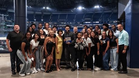 Toronto mayor proclaims ‘The Weeknd weekend,’ gives performer key to the city