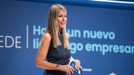 La izquierda citará en el Congreso a Maribel Vilaplana para explicar la comida con Mazón del día de la dana