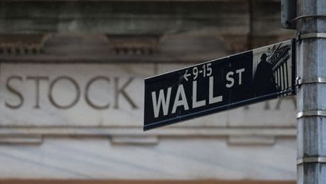 Wall Street se sacude el pesimismo y reconquista a los gestores con los resultados y los pactos comerciales
