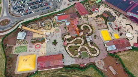 Karls Erdbeerhof - Freizeitpark sorgt mit DIESEM Schild für Furore