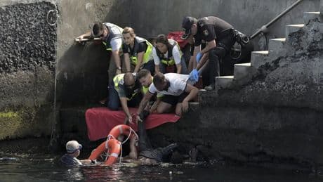 El drama de El Hierro, contado por testigos: &quot;Esperaban a familiares que nunca llegaron&quot;