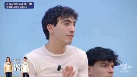 "Mi sarei dovuto impuntare". L'allievo di Amici va all'attacco del maestro