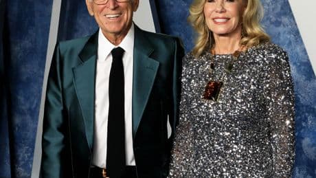 Jimmy Buffett’s Widow Sues in Battle Over $275 Million Estate