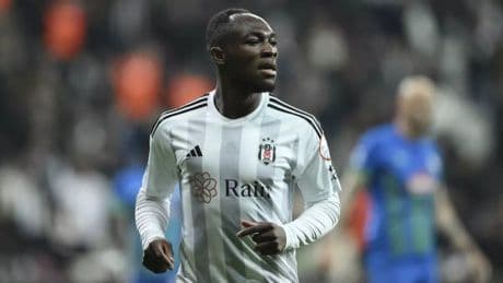 Beşiktaş'ın eski futbolcusu Jackson Muleka Süper Lig'e resmen geri döndü: 2 yıllık imzayı attı