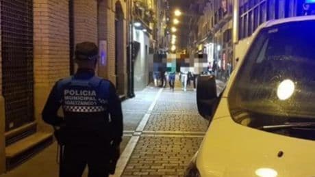 Investigan una posible violación en un piso de Pamplona esta pasada madrugada