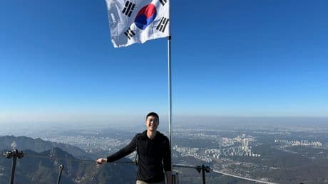He traded Goldman Sachs for a startup, then America for Korea