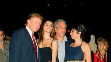 Trump avvertito di essere nei file su Epstein, il Wsj: informato dal Dipartimento di Giustizia. La Camera convoca Ghislaine Maxwell