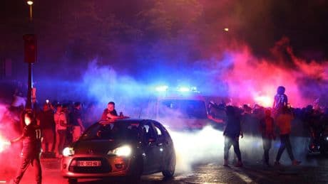 La extrema derecha y la extrema izquierda, contra el Gobierno de Macron por los disturbios tras la Champions