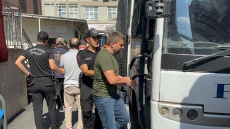 İstanbul'da FETÖ operasyonu: 16 şüpheli gözaltında