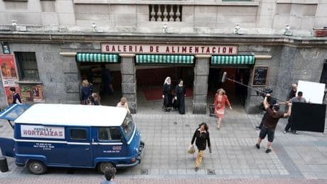 'Ruega por nosotras', que transformó Bilbao en el Madrid de los 70, desvela su reparto