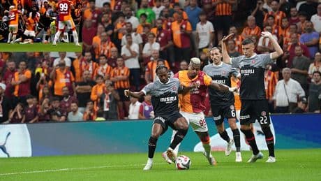 Galatasaray maçında kırmızı kart! VAR devreye girdi