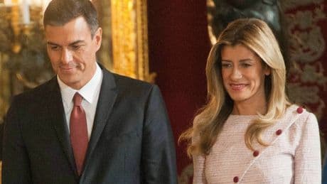 Las saunas del suegro de Sánchez sacuden a Moncloa y el PSOE busca cómo reaccionar