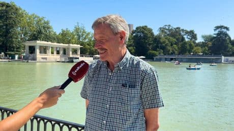 &quot;A ver si aparece un muerto&quot;: expectación ante el próximo vaciado del estanque de El Retiro
