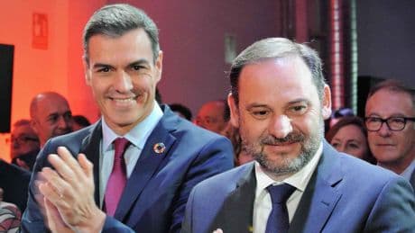 Maniobras orquestales (del sanchismo) a plena luz