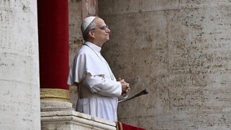 «Non, le pape n’a pas à payer d’impôt aux États-Unis !»