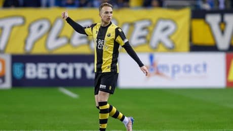 Vitesse-spelers hebben geen idee wat er gaat gebeuren: ’Vervelend om naar het schakelprogramma te kijken’
