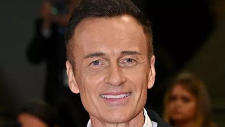 Julian McMahon's cause of death revealed after family's heartbreaking words amid tragedy