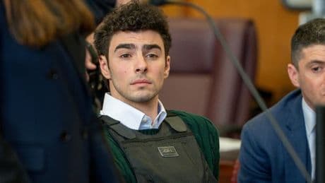 États-Unis: Luigi Mangione plaide de nouveau non coupable du meurtre du chef d'UnitedHealthcare