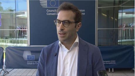 El presidente del Eurogrupo dice contar con un "fuerte nivel de apoyo" para repetir y desinfla las aspiraciones de Cuerpo