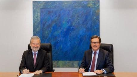 CEOE y CaixaBank lanzan una línea de financiación para empresas por 45.000 millones de euros