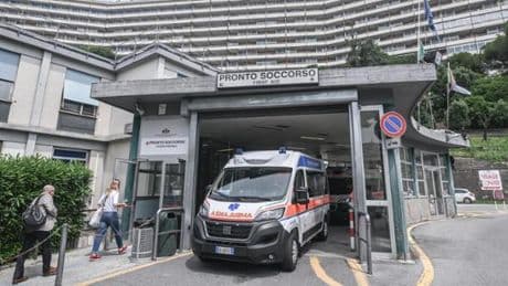 Aggressione in strada a Certosa, caccia all’uomo in Valpolcevera