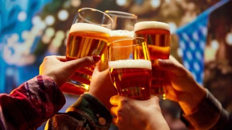 Pouvoir d’achat en berne, attention portée à la santé: partout dans le monde, les consommateurs boudent la bière