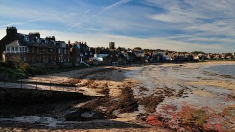 Beautiful UK seaside town 30 minutes from major city 'perfect' staycation spot