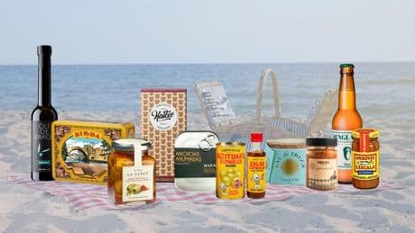 Un aceite de oliva premiado, anchoas ahumadas, cerveza artesana...Kit para un campista ‘foodie’