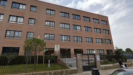 Imputadas dos profesoras del colegio El Encinar por las presuntas agresiones sexuales del excapellán