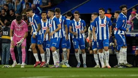 Más de media plantilla del Espanyol podría despedirse