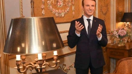 L’épopée de la statue de cire de Macron, « empruntée » par Greenpeace au musée Grévin