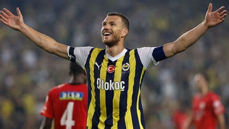 Edin Dzeko geri mi dönüyor! Transfer görüşmeleri başladı