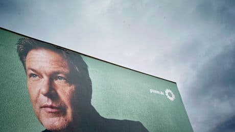 Grüne: Robert Habeck bleibt - erst mal