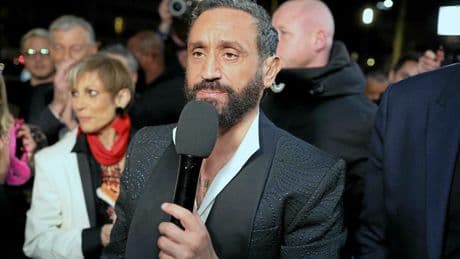« On est tous en noir » : Hanouna rend finalement hommage à son meilleur ennemi Ardisson
