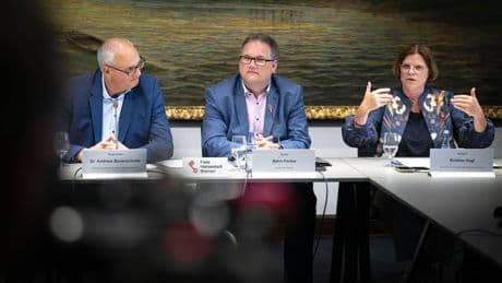 Regierung in Bremen: Bremer Senat zieht nach zwei Jahren positive Bilanz