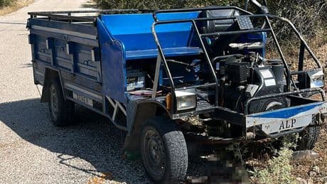 Devrilen patpatın altında kalan 19 yaşındaki genç hayatını kaybetti