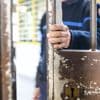 Surpopulation carcérale : les directeurs de prison seront attentifs "à la qualité des matériaux et à la qualité de la prise en charge" des détenus incarcérés dans les structures modulaires